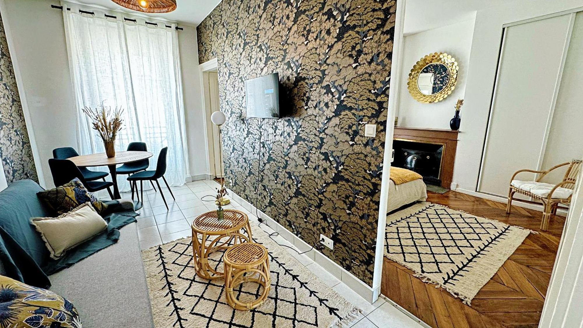 Suite Flamenco Oullins Extérieur photo